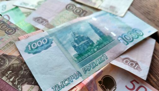 Тюменцам часть социальных пособий выплатят раньше срока