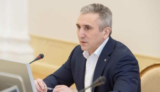 На прямую линию губернатора А. Моора поступило более 500 вопросов от тюменцев