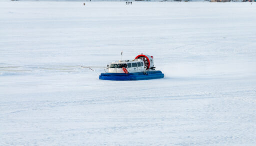 В Тобольске на ледовой переправе через Иртыш усилены меры безопасности