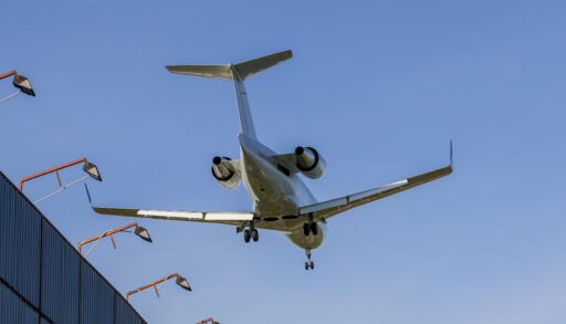 В аэропорту Внуково введены временные ограничения на приём и выпуск судов