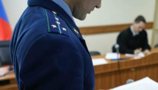 Со дна тюменского озера поднимут затонувшее судно