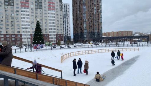 В Тюмени готовы первые зимние горки