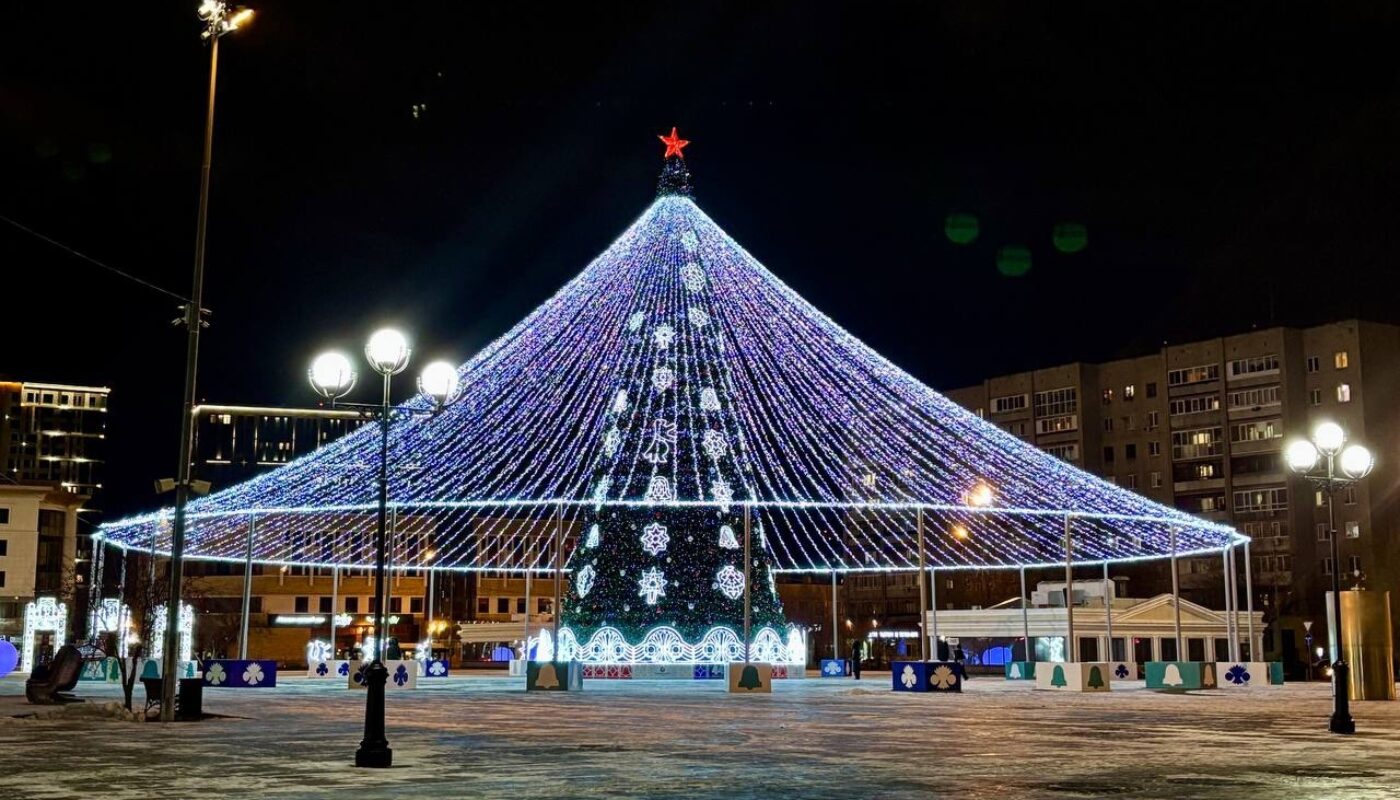 Главную новогоднюю елку Тюмени откроют 27 декабря