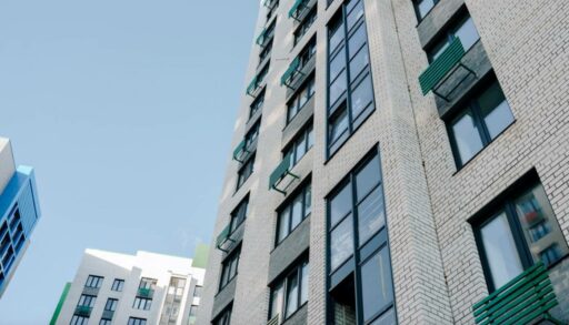 Прогноз: новостройки подорожают в России на 6 % в 2026 году