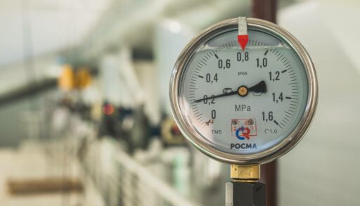 Без тепла и горячей воды остались более 2 тысяч тюменцев